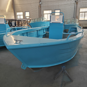 Лодка Abelly 485C с центральной консолью